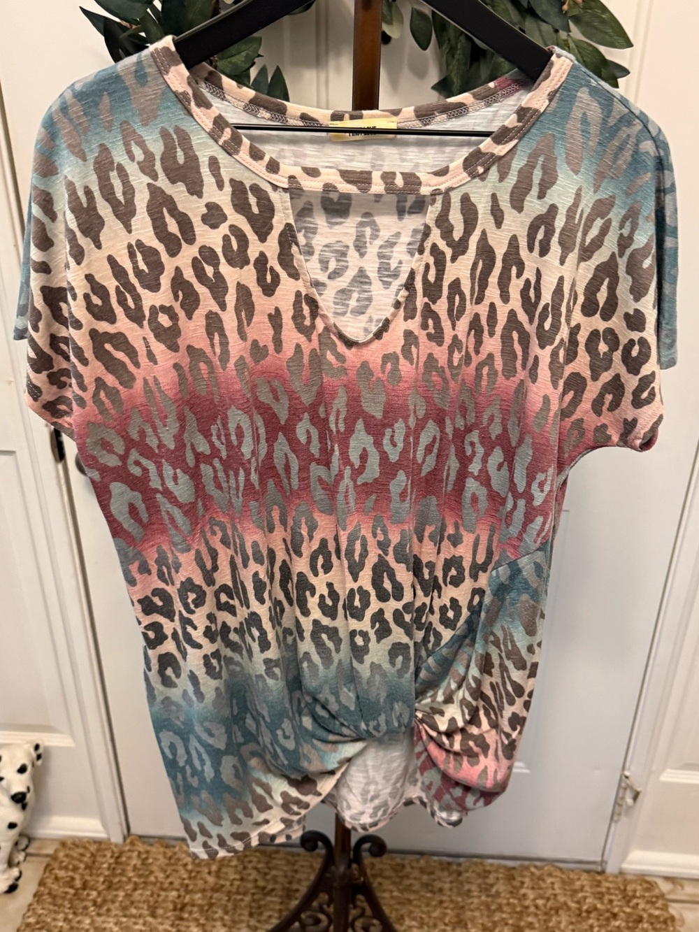 First Love Funky Ombre Leopard Print Animal Print Tee Top L